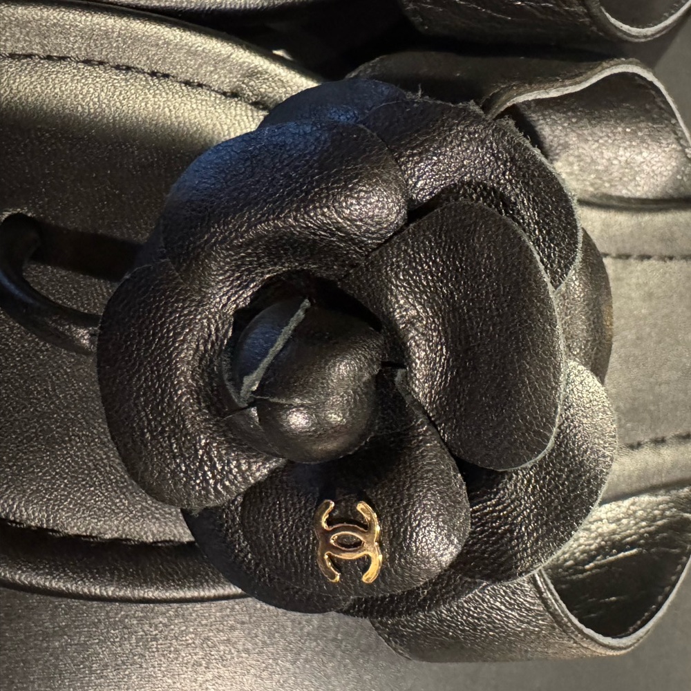 Authentic Like New Chanel Camellia Flower Sandal Women’s 37, Black - Picture 12 of 16